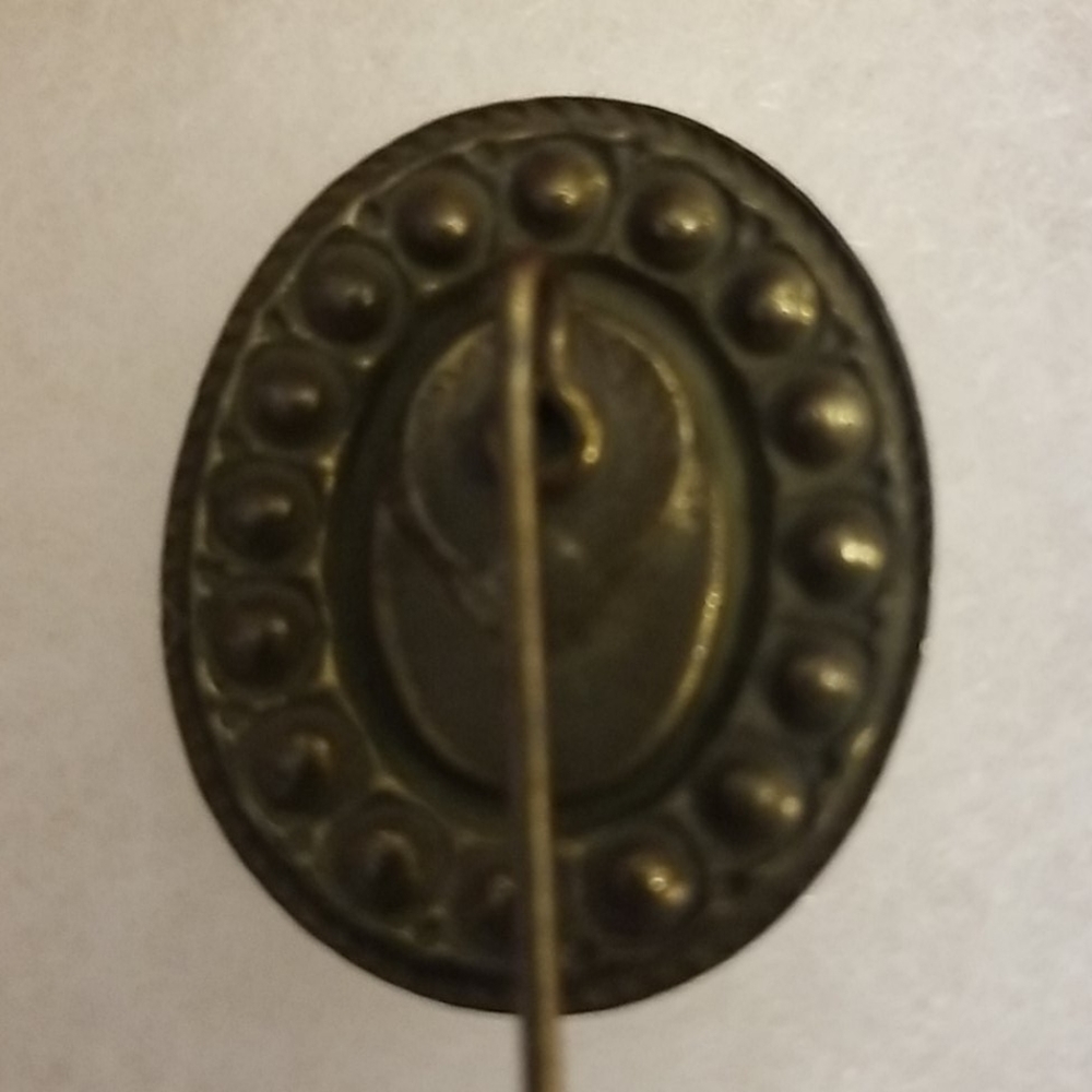 SadeDesign Cameo Stick Pin - Picture 5 of 6